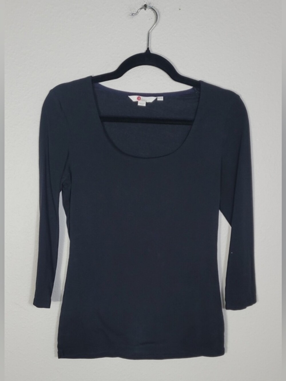 Boden Classic Black Scoop Neck Top Size 4 Stretch 3/4 Sleeve Minimalist